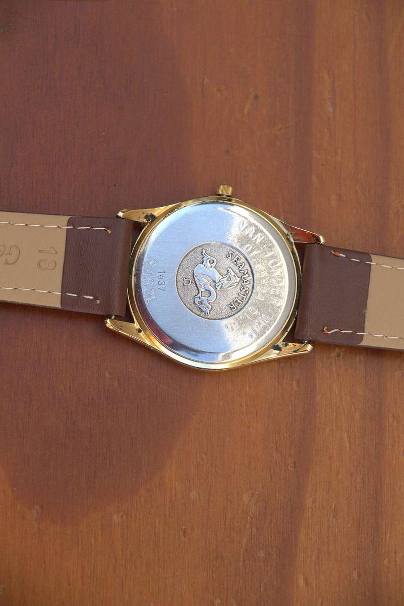 OMEGA SEAMASTER MENS QUARTZ WATCH