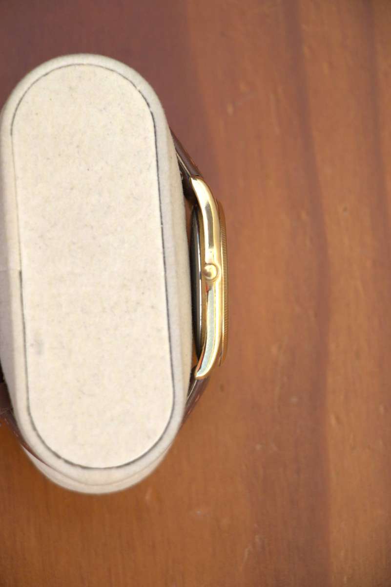 OMEGA SEAMASTER MENS QUARTZ WATCH