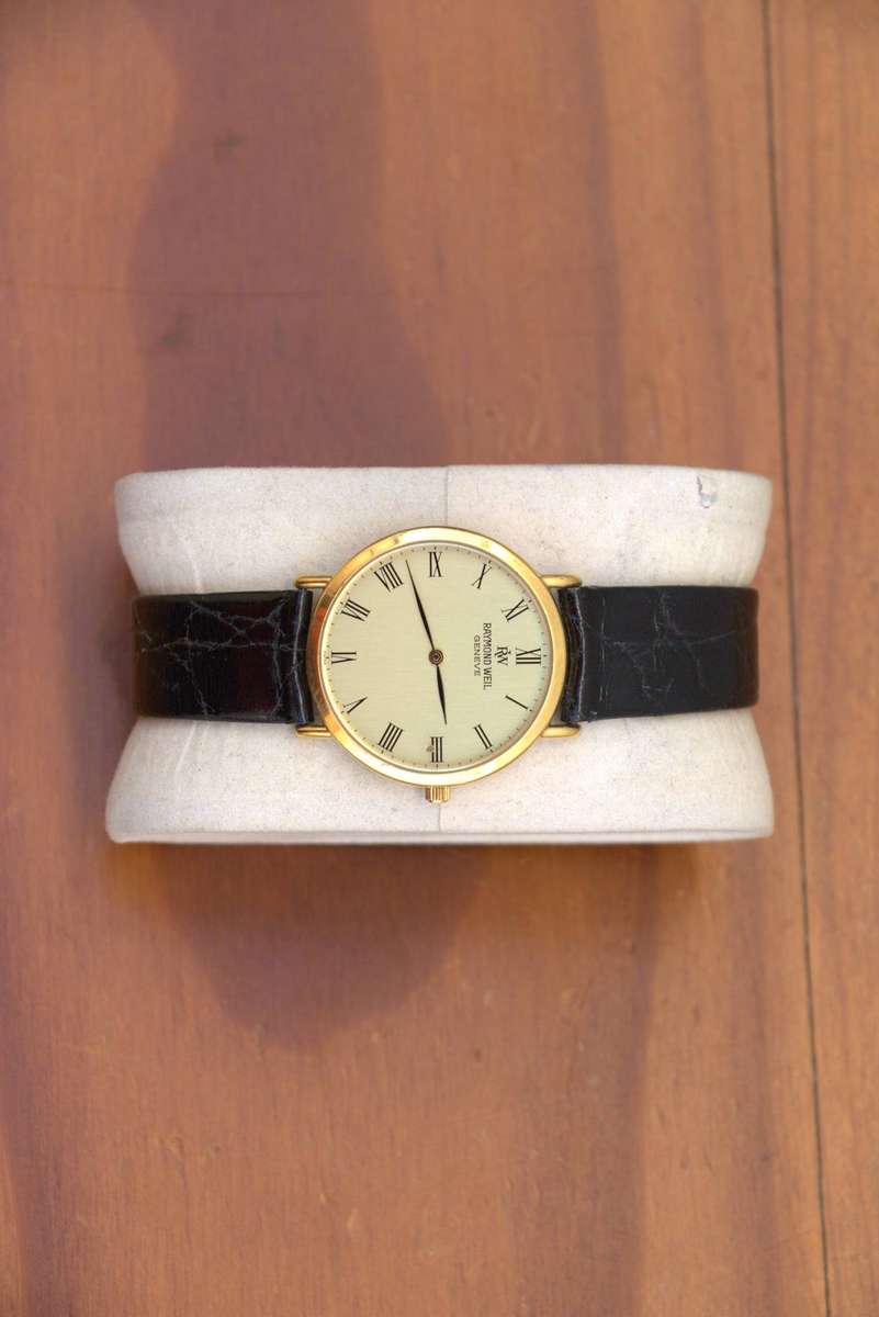 RAYMOND WEIL GOLD PLATED GENTS DRESS WATCH