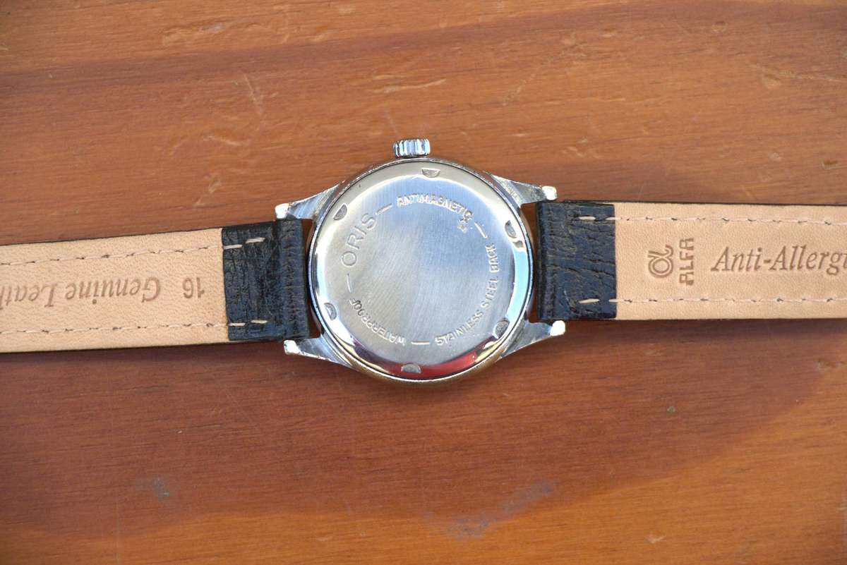 VINTAGE ORIS POINTER DATE WATCH