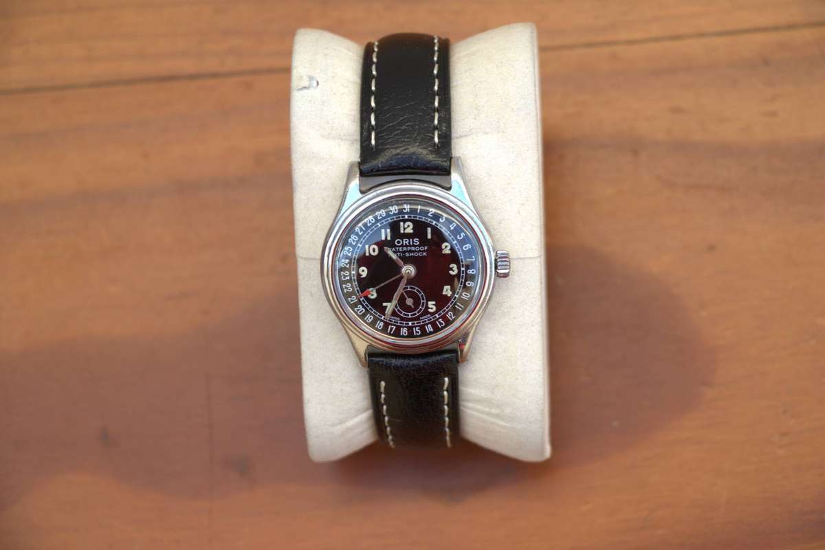 VINTAGE ORIS POINTER DATE WATCH