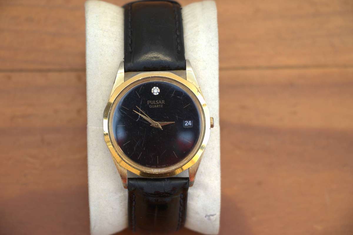VINTAGE PULSAR MENS DRESS WATCH