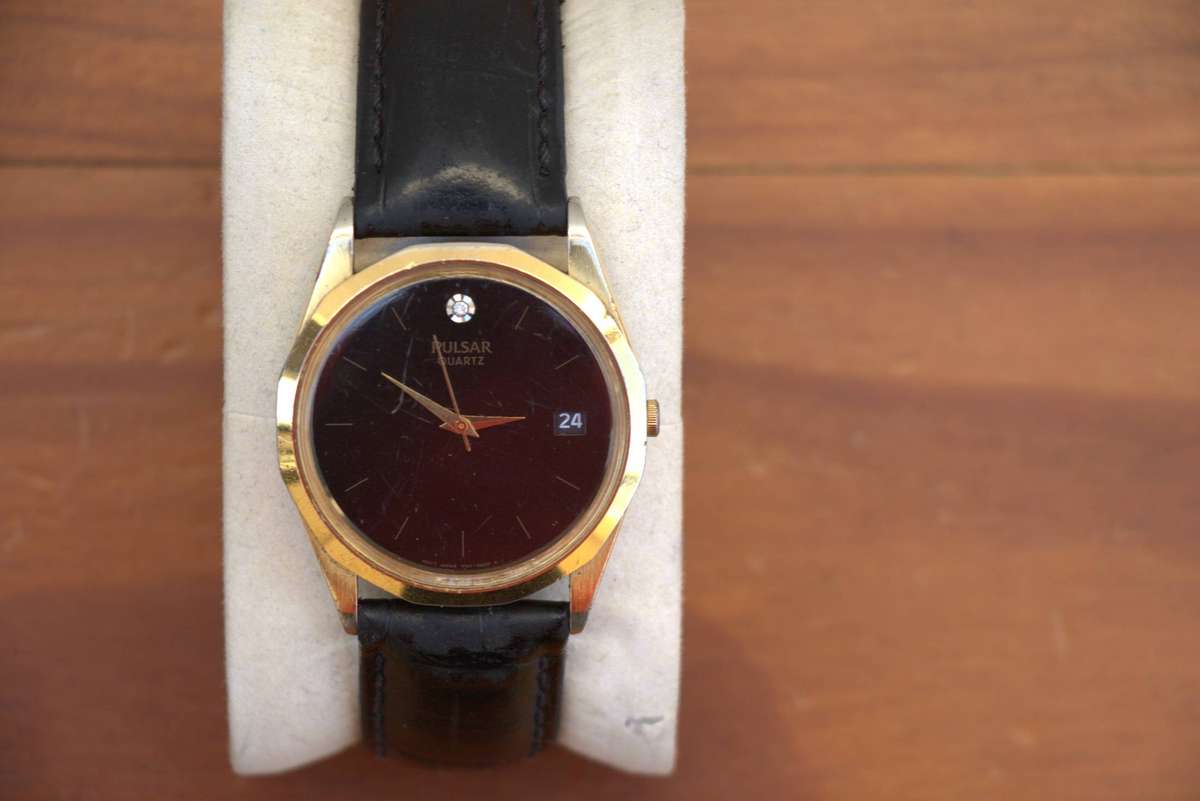 VINTAGE PULSAR MENS DRESS WATCH