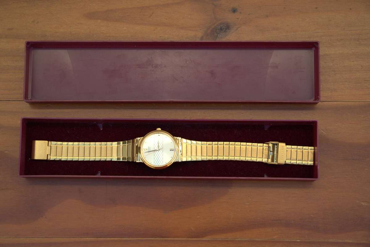 CITIZEN GENTS DRESS WATCH