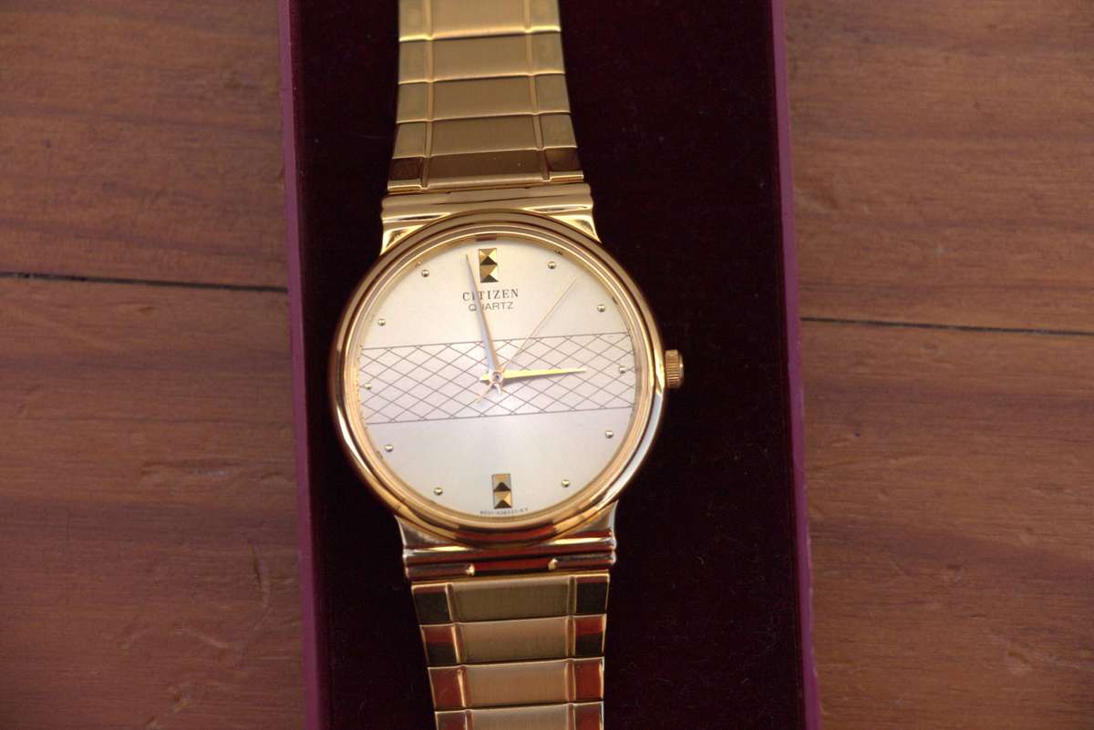 CITIZEN GENTS DRESS WATCH