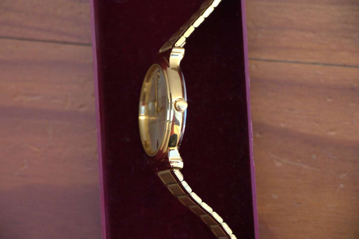 CITIZEN GENTS DRESS WATCH