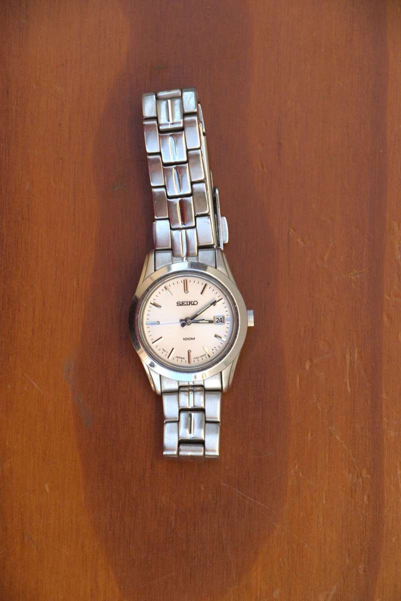 LADIES SEIKO WATCH 7N82-0FC0 - SAPPHIRE CRYSTAL