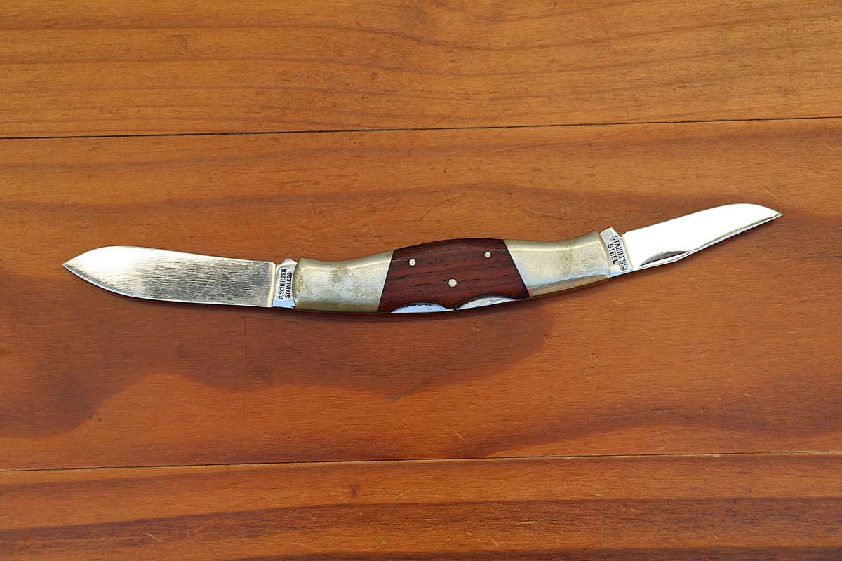 C SCHLIEPER TWIN BLADE KNIFE