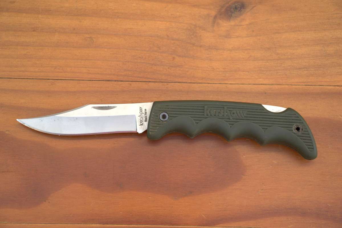 VINTAGE KERSHAW BLACK HORSE FOLDING KNIFE - 1060 JAPAN