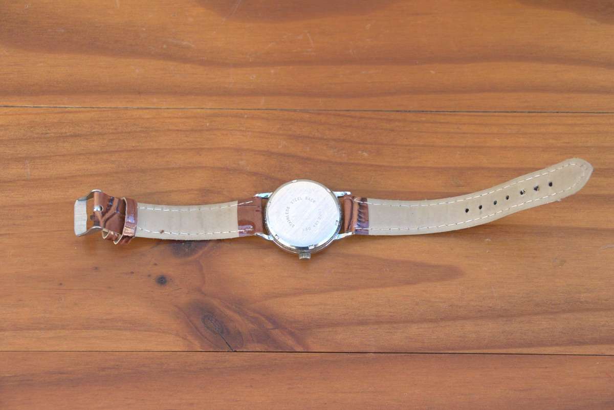 ROTARY AVENGER MECHANICAL MANUAL WIND WATCH - SWISS MADE