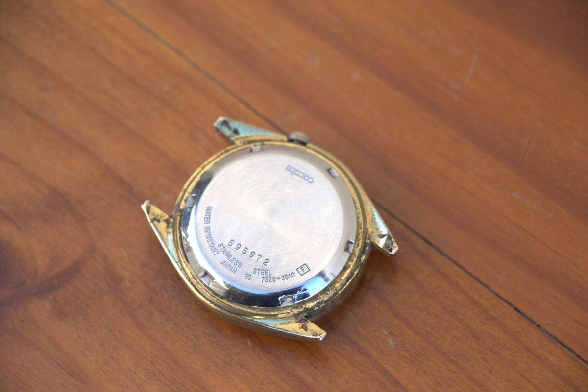 SEIKO 7S26-3040 AUTOMATIC WATCH - READ DESCRIPTION