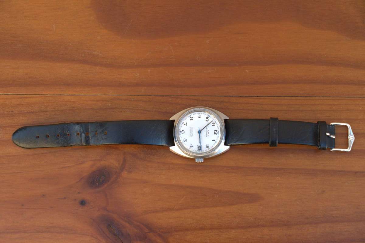 VINTAGE CYMA NEUCHATEL AUTOMATIC WATCH