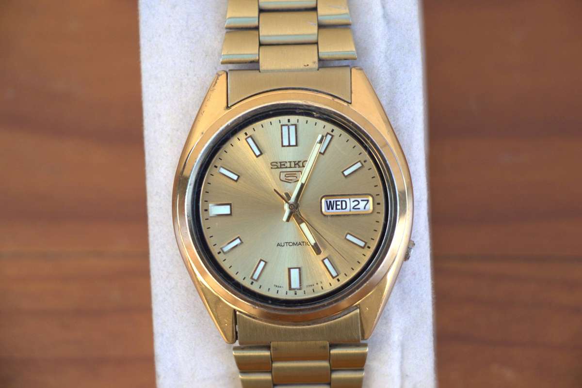 SEIKO 5 AUTOMATIC WATCH - REF. 7S26-0550