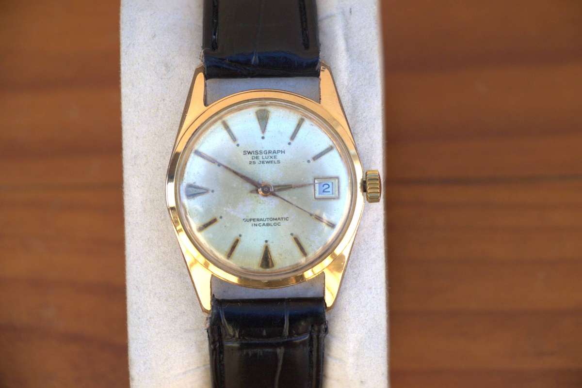 VINTAGE SWISSGRAPH DE LUXE SUPERAUTOMATIC WATCH