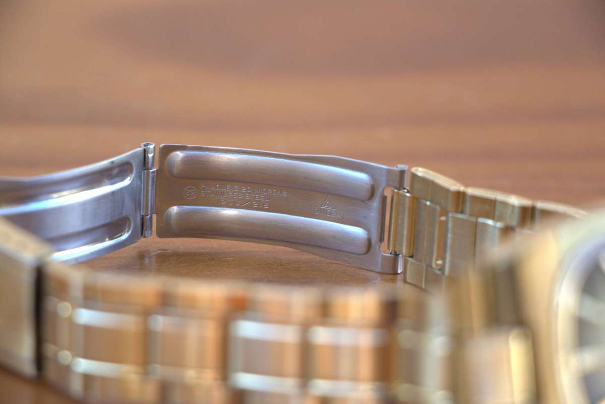 VINTAGE OMEGA GENEVE AUTOMATIC WATCH - REF. 166.0191