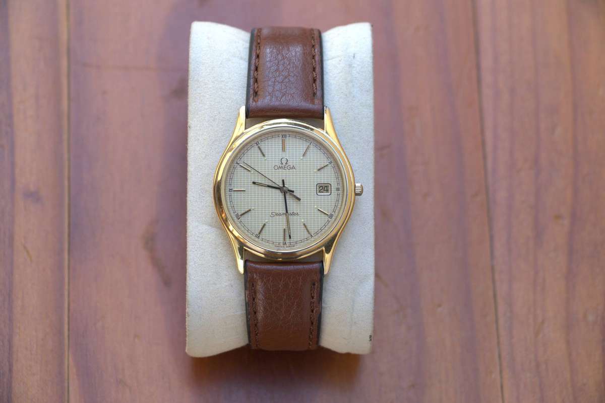 VINTAGE OMEGA SEAMASTER QUARTZ WATCH - REF. 196 0251