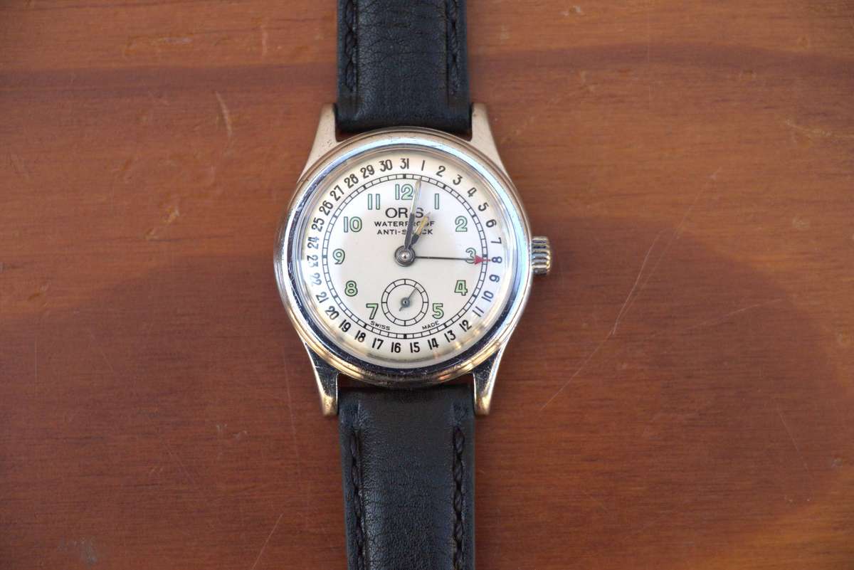 VINTAGE ORIS POINTER DATE WATCH - WHITE DIAL