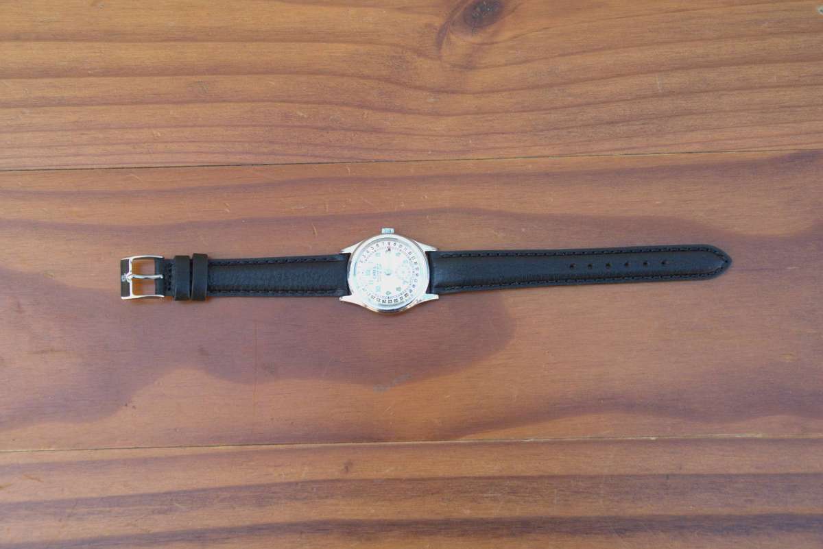 VINTAGE ORIS POINTER DATE WATCH - WHITE DIAL