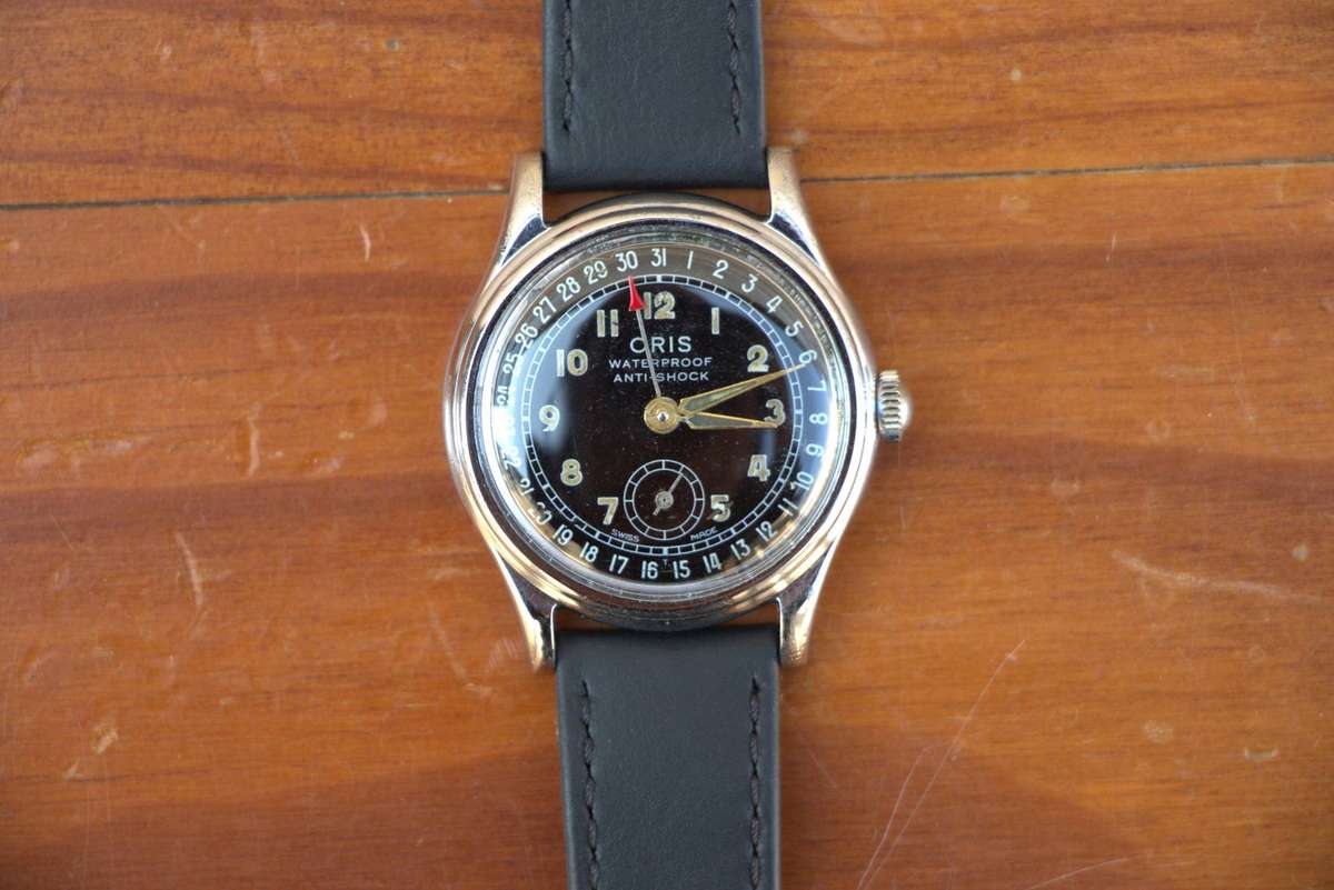 VINTAGE ORIS POINTER DATE WATCH - BLACK DIAL