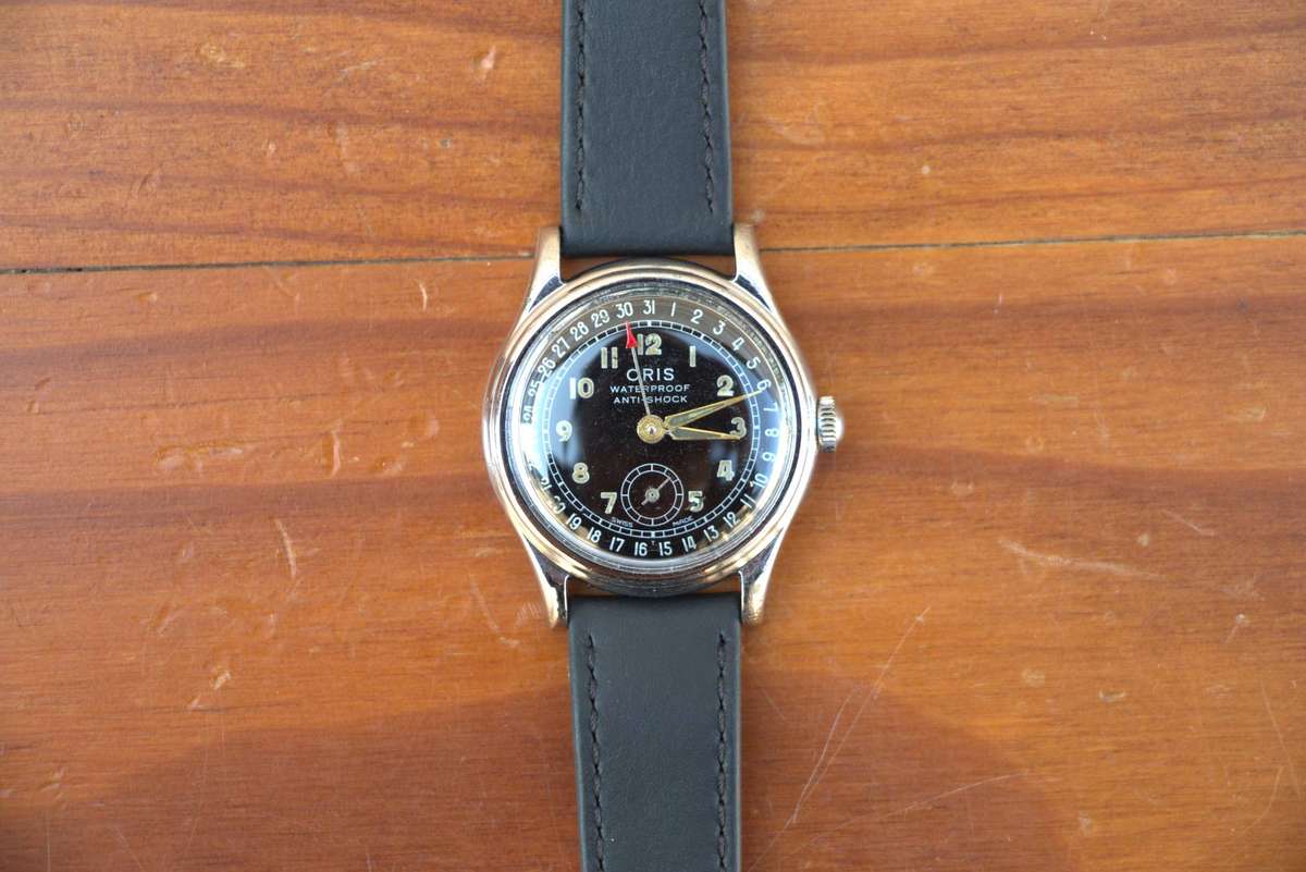 VINTAGE ORIS POINTER DATE WATCH - BLACK DIAL