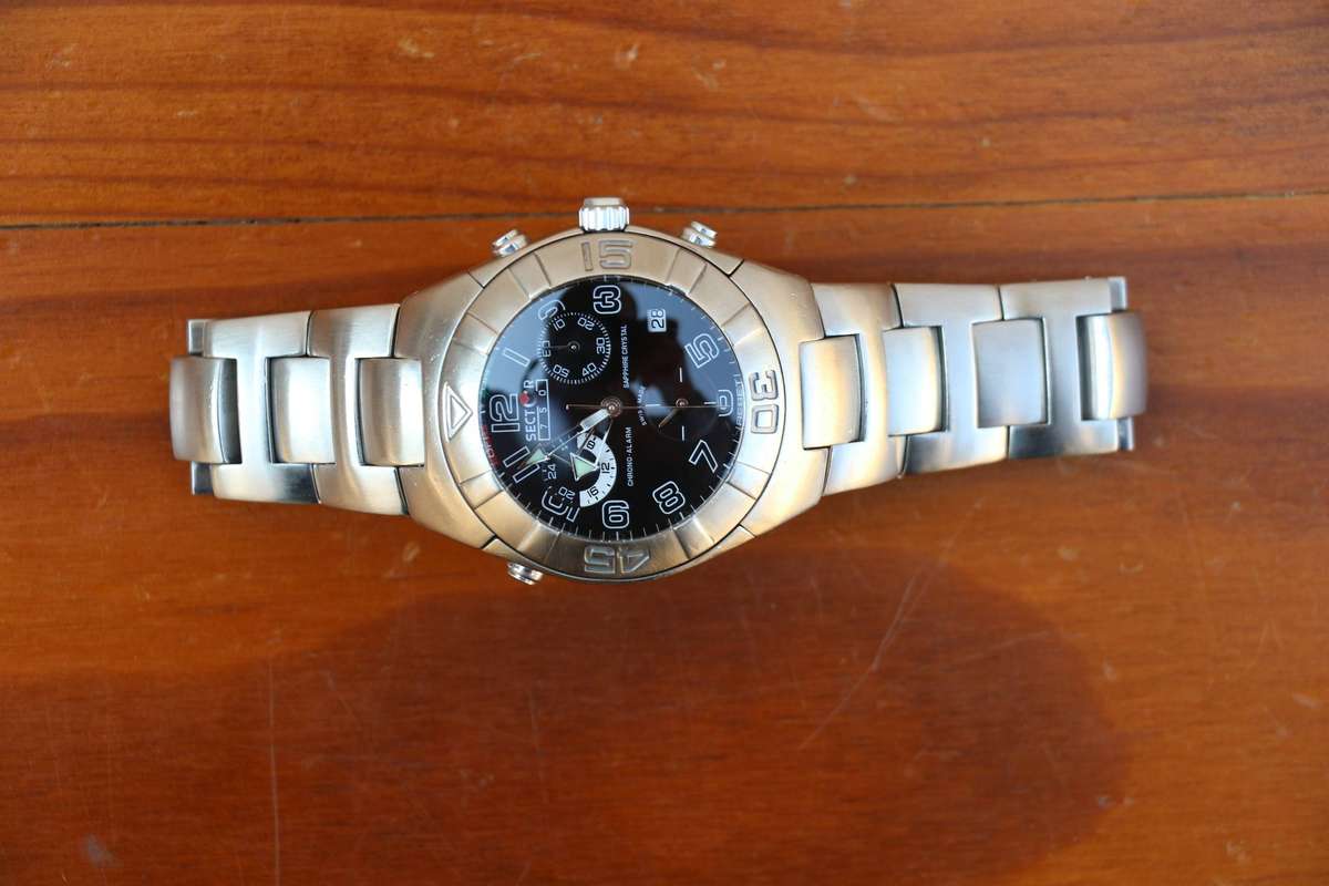 SECTOR 750 CHRONO ALARM SWISS MADE WATCH