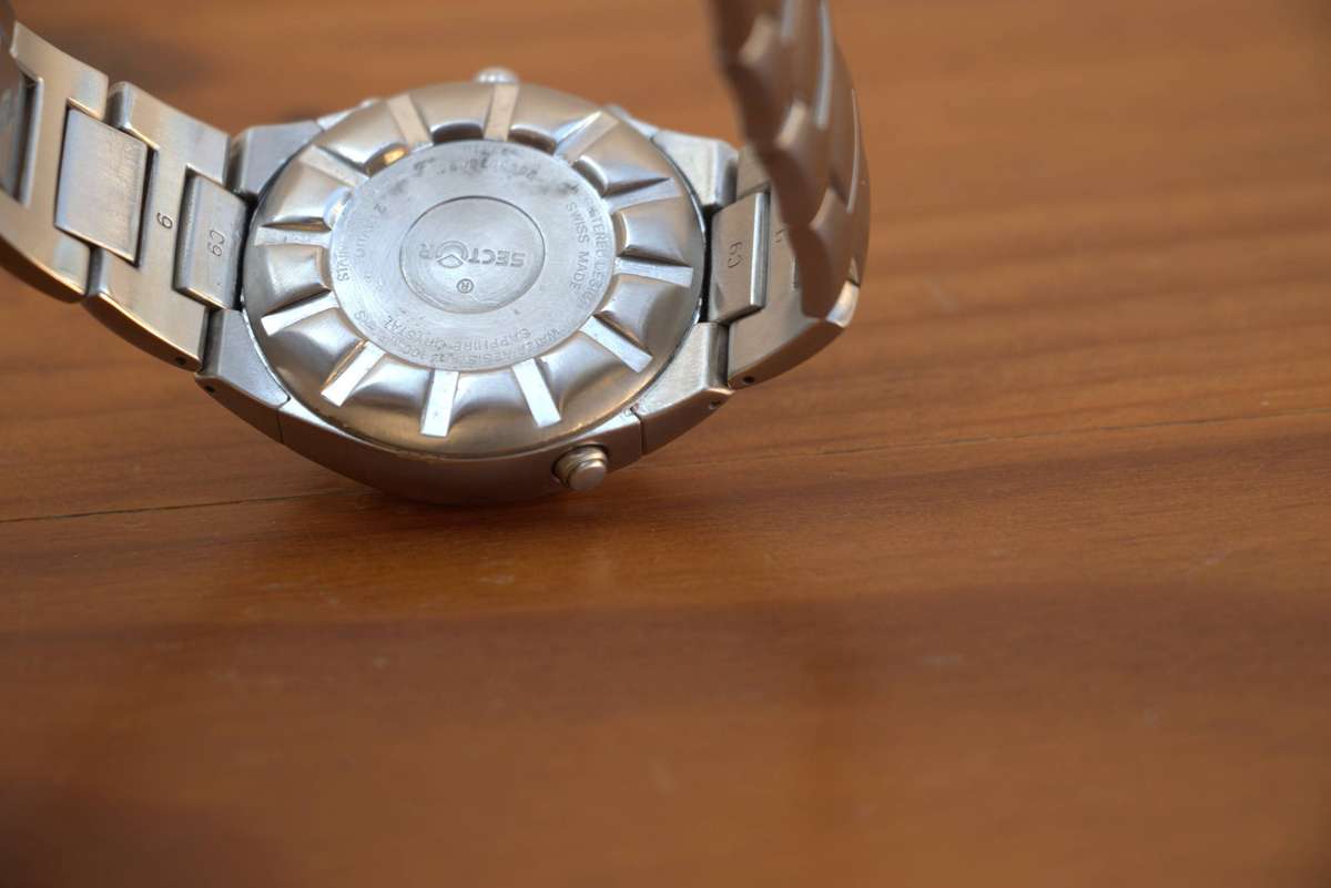 SECTOR 750 CHRONO ALARM SWISS MADE WATCH