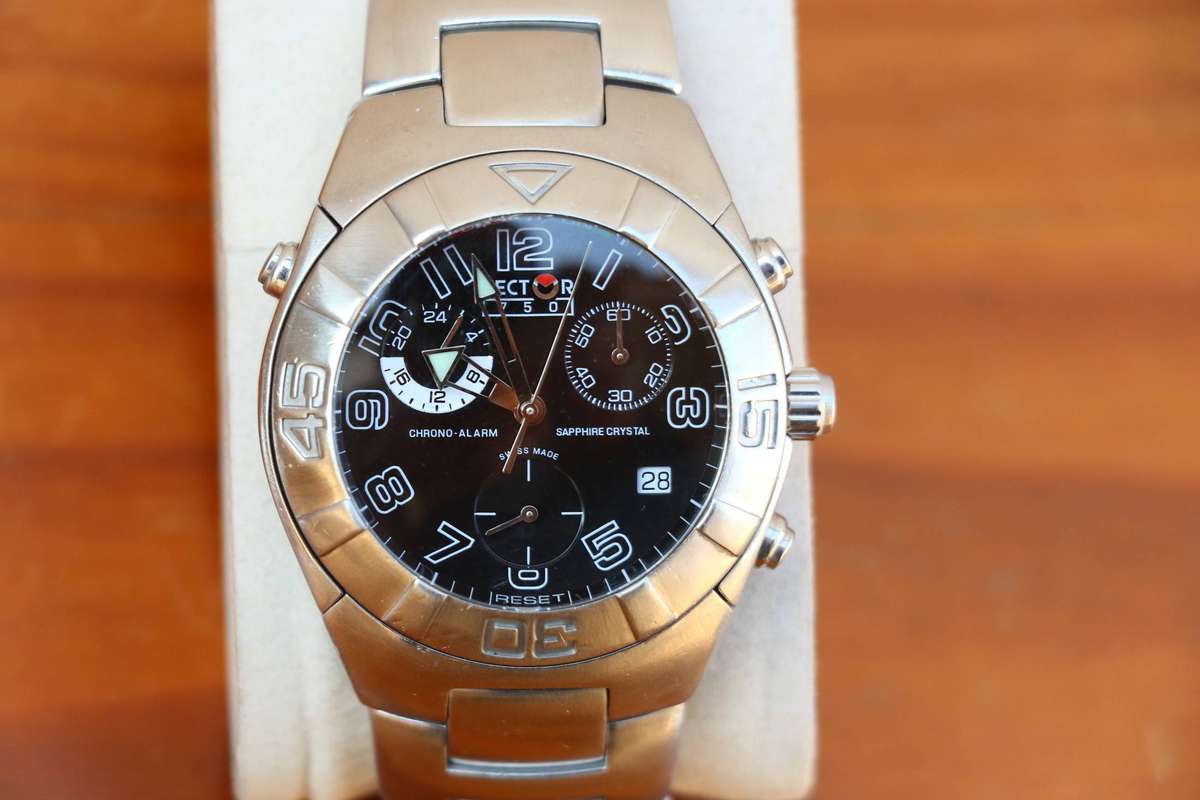 SECTOR 750 CHRONO ALARM SWISS MADE WATCH