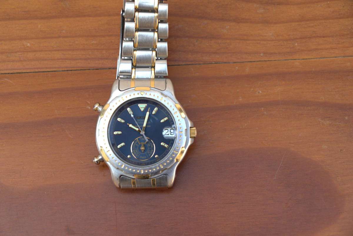 RARE SEIKO VINTAGE 'DANCING HANDS' WATCH - REF. 6M25-6000