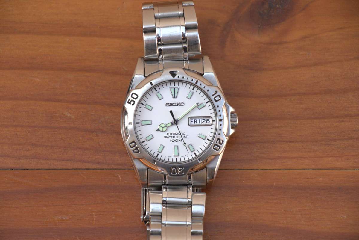RARE AUTOMATIC SEIKO 'WHITE DIVER' VINTAGE WATCH - REF. 7S26-0180