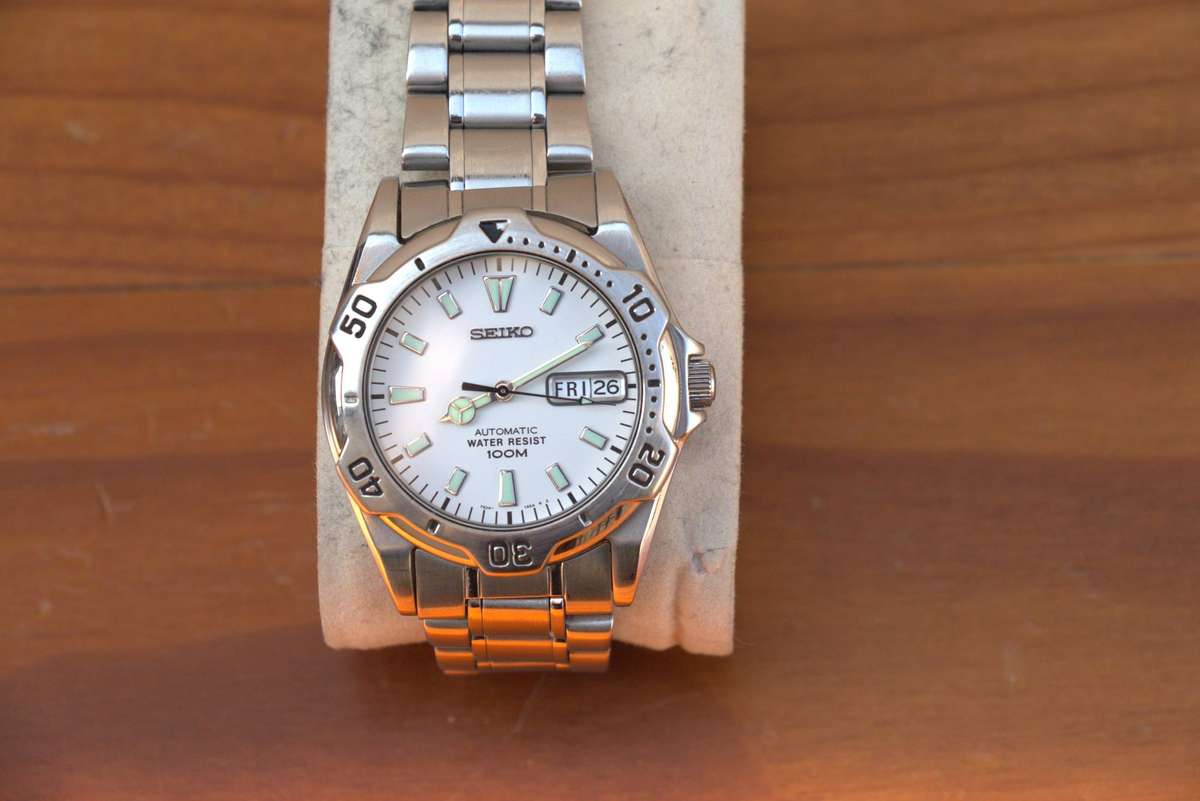 RARE AUTOMATIC SEIKO 'WHITE DIVER' VINTAGE WATCH - REF. 7S26-0180