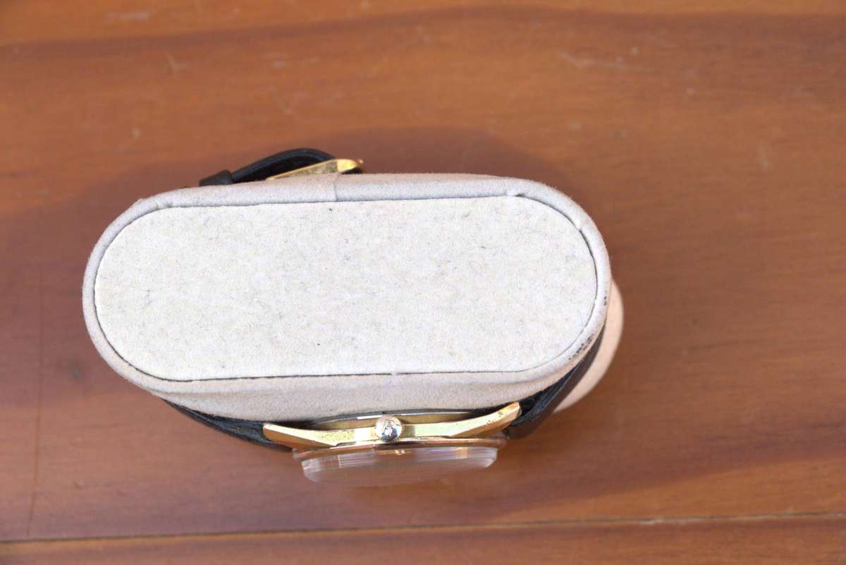 VINTAGE ROTARY GT WATCH - RARE LINEN DIAL