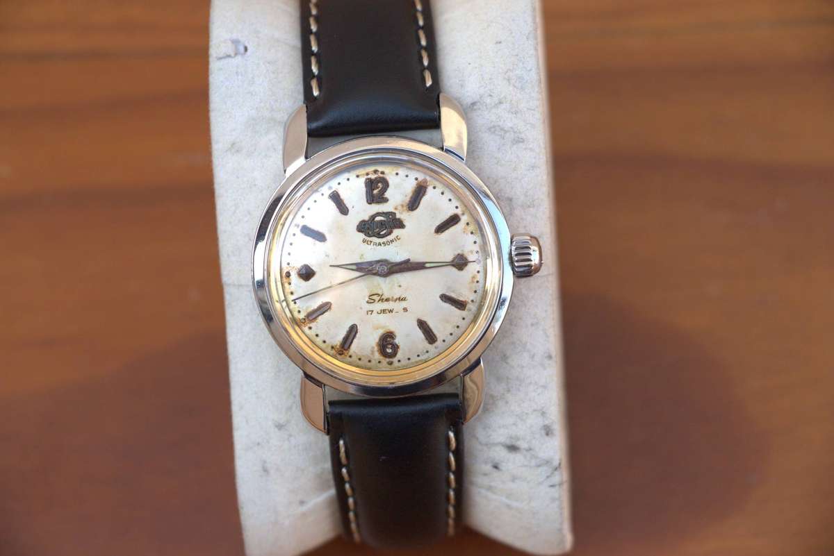 VINTAGE ENICAR SHERPA ULTRASONIC MANUAL WIND WATCH