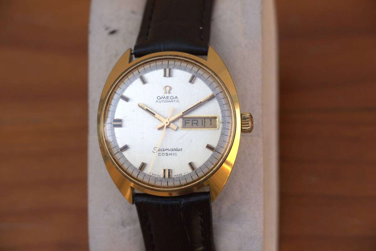 VINTAGE OMEGA SEAMASTER COSMIC AUTOMATIC WATCH - REF. 166036-TOOL 107