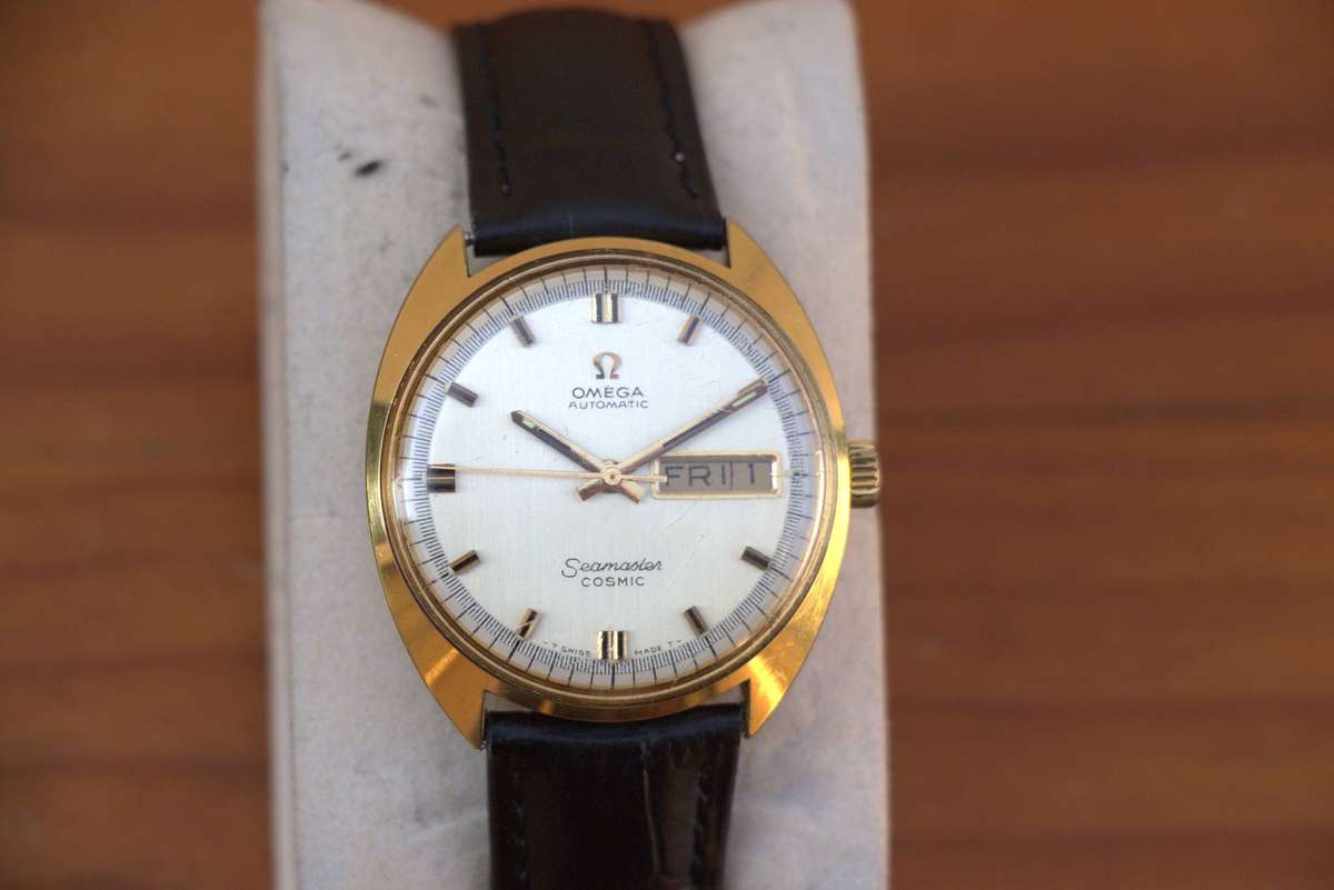 VINTAGE OMEGA SEAMASTER COSMIC AUTOMATIC WATCH - REF. 166036-TOOL 107