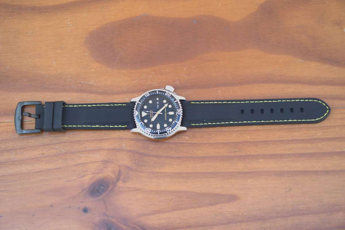 RARE VINTAGE SEIKO QUARTZ DIVER'S 200M WATCH - REF. 7N36-7A0A