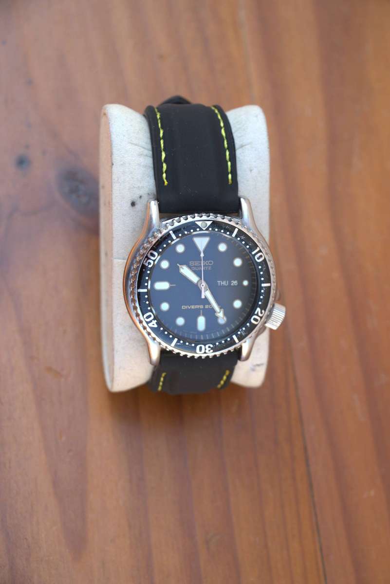 RARE VINTAGE SEIKO QUARTZ DIVER'S 200M WATCH - REF. 7N36-7A0A