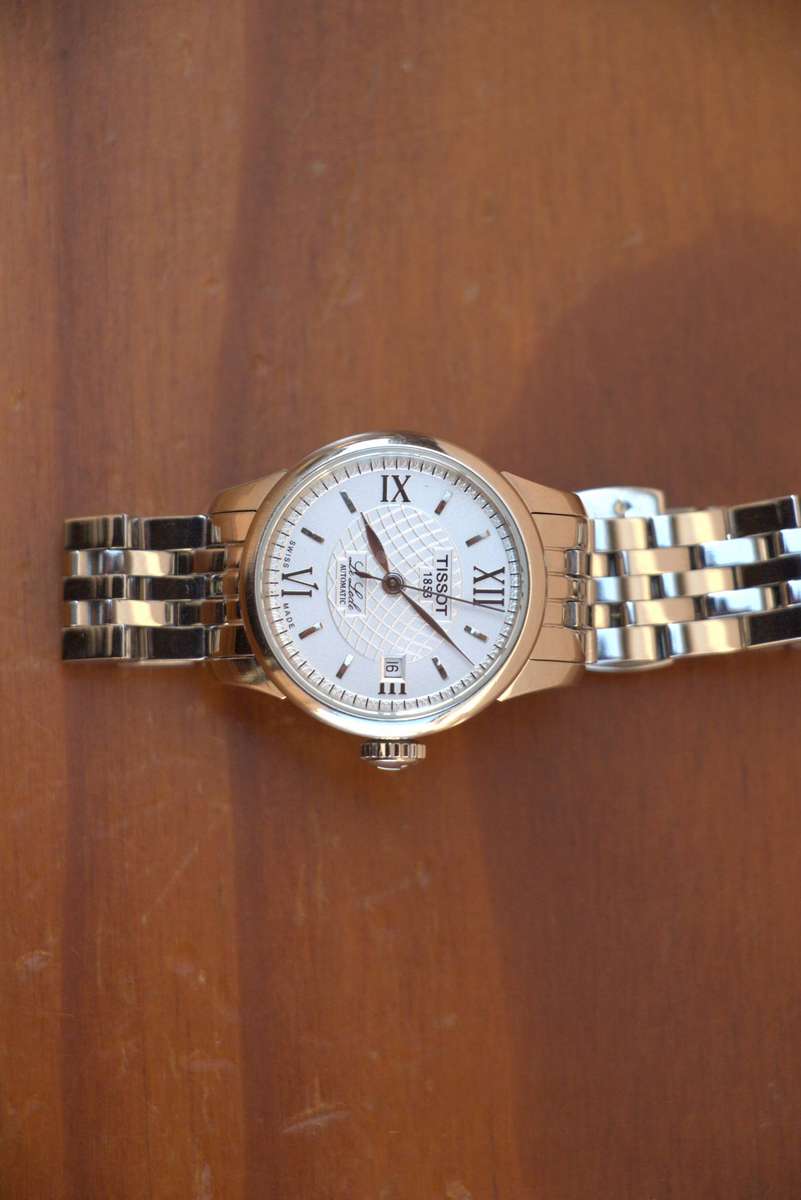 LADIES TISSOT LE LOCLE AUTOMATIC WATCH - REF. L 134-234