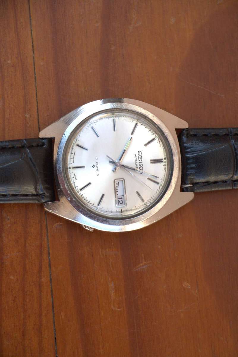 VINTAGE SEIKO AUTOMATIC WATCH - REF. 6109-8009-P (NOT WORKING - FOR SERVICE OR REPAIR)