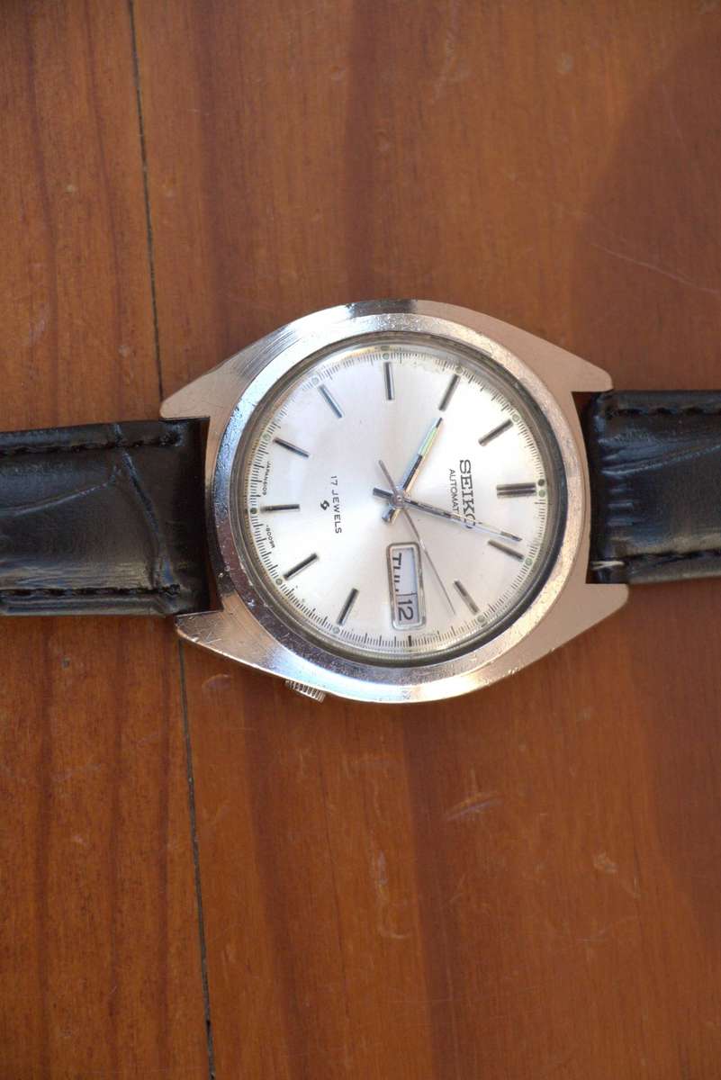 VINTAGE SEIKO AUTOMATIC WATCH - REF. 6109-8009-P (NOT WORKING - FOR SERVICE OR REPAIR)