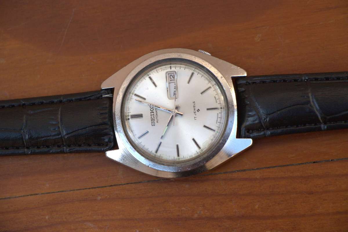 VINTAGE SEIKO AUTOMATIC WATCH - REF. 6109-8009-P (NOT WORKING - FOR SERVICE OR REPAIR)