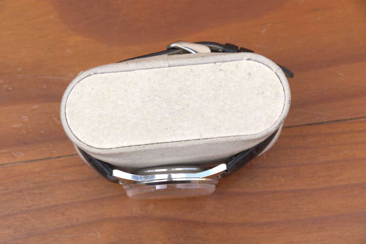 VINTAGE SEIKO MANUAL WIND MENS WATCH - REF. 6602-1990