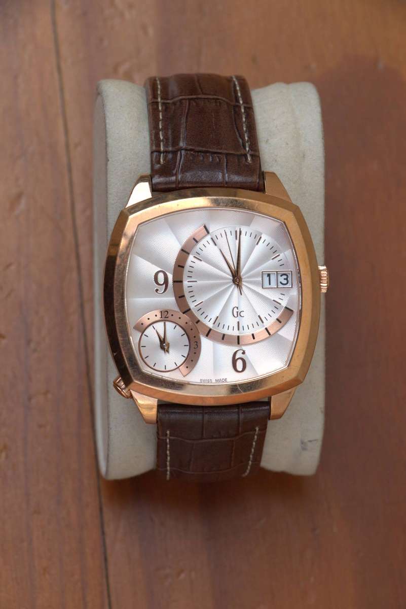 GUESS COLLECTION DUAL TIME WATCH 'SWISS MADE' - REF. GC28000