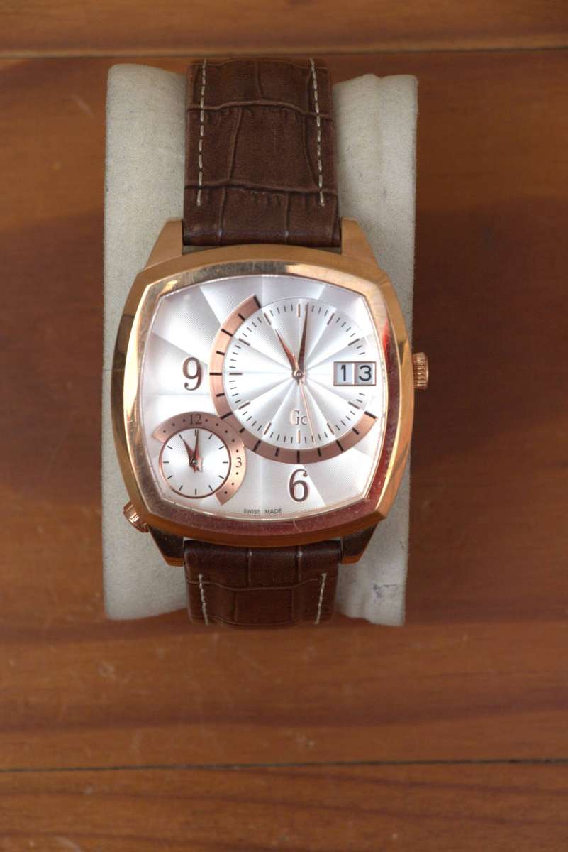 GUESS COLLECTION DUAL TIME WATCH 'SWISS MADE' - REF. GC28000