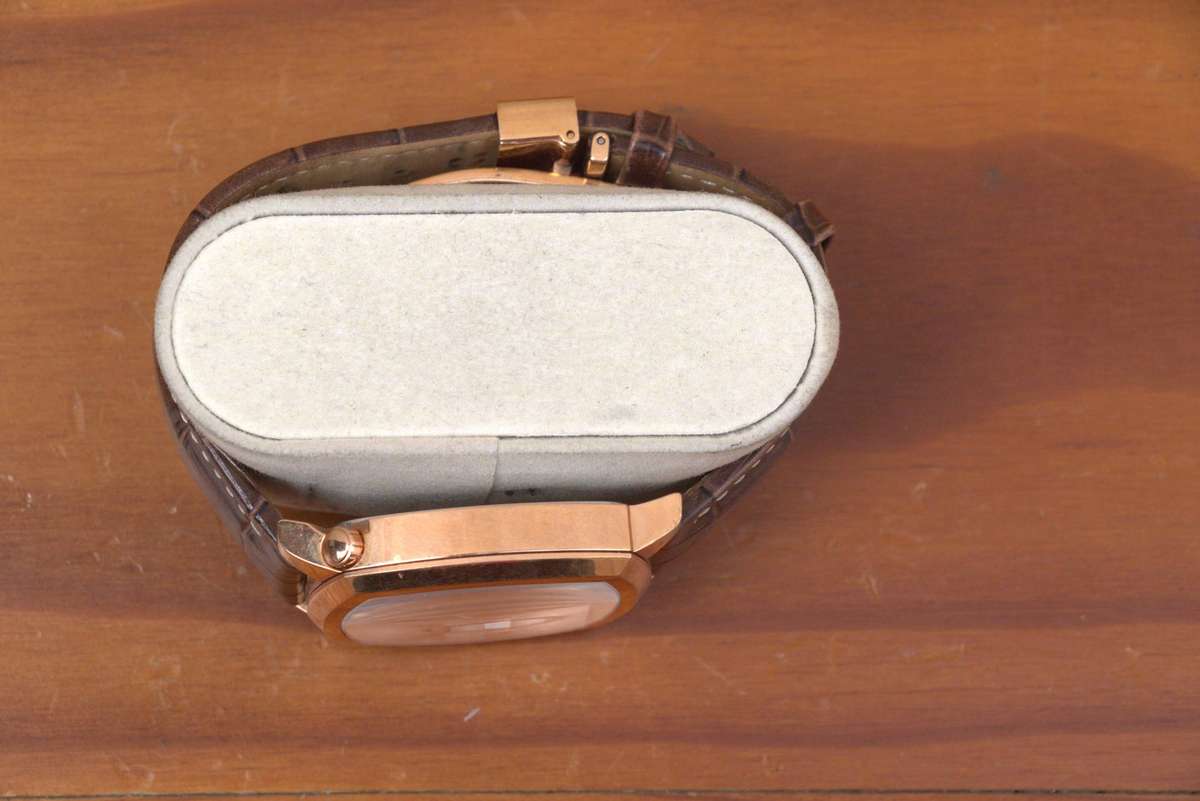 GUESS COLLECTION DUAL TIME WATCH 'SWISS MADE' - REF. GC28000