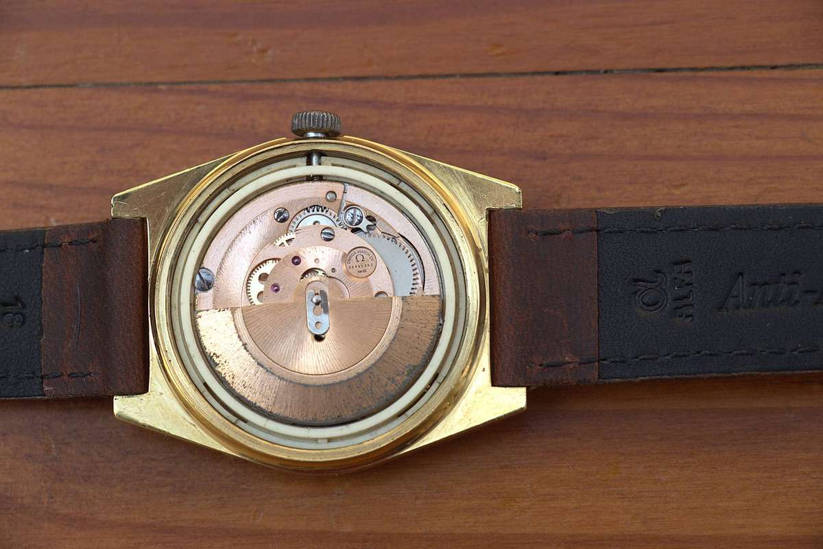 VINTAGE OMEGA AUTOMATIC GENEVE MENS WATCH - REF, 1660118
