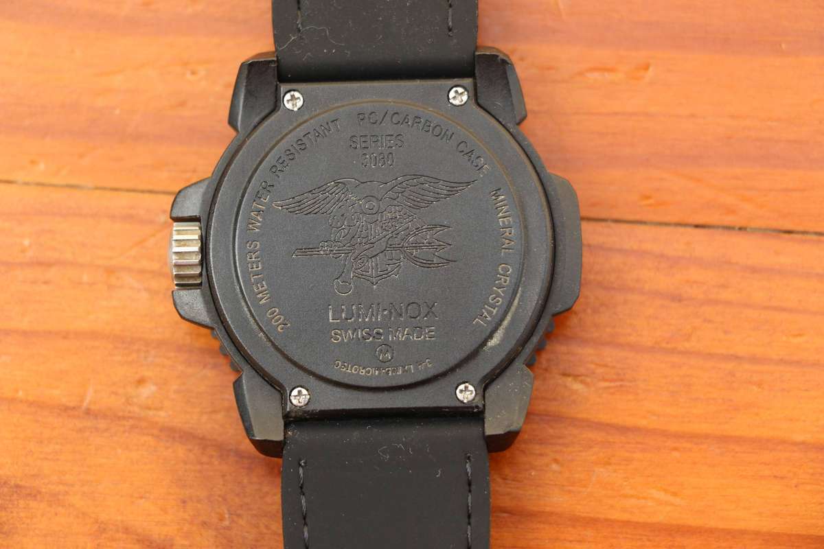 LUMINOX MENS WATCH  'SWISS MADE' SERIES 3080 - (READ DESCRIPTION)