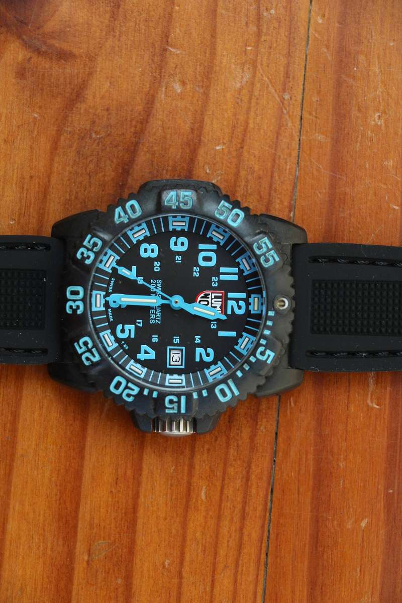 LUMINOX MENS WATCH  'SWISS MADE' SERIES 3080 - (READ DESCRIPTION)