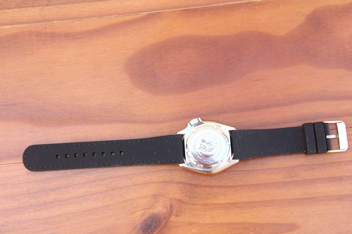 VINTAGE SEIKO DIVERS WATCH (REF. TS26-0020)  FULLY REFURBISHED