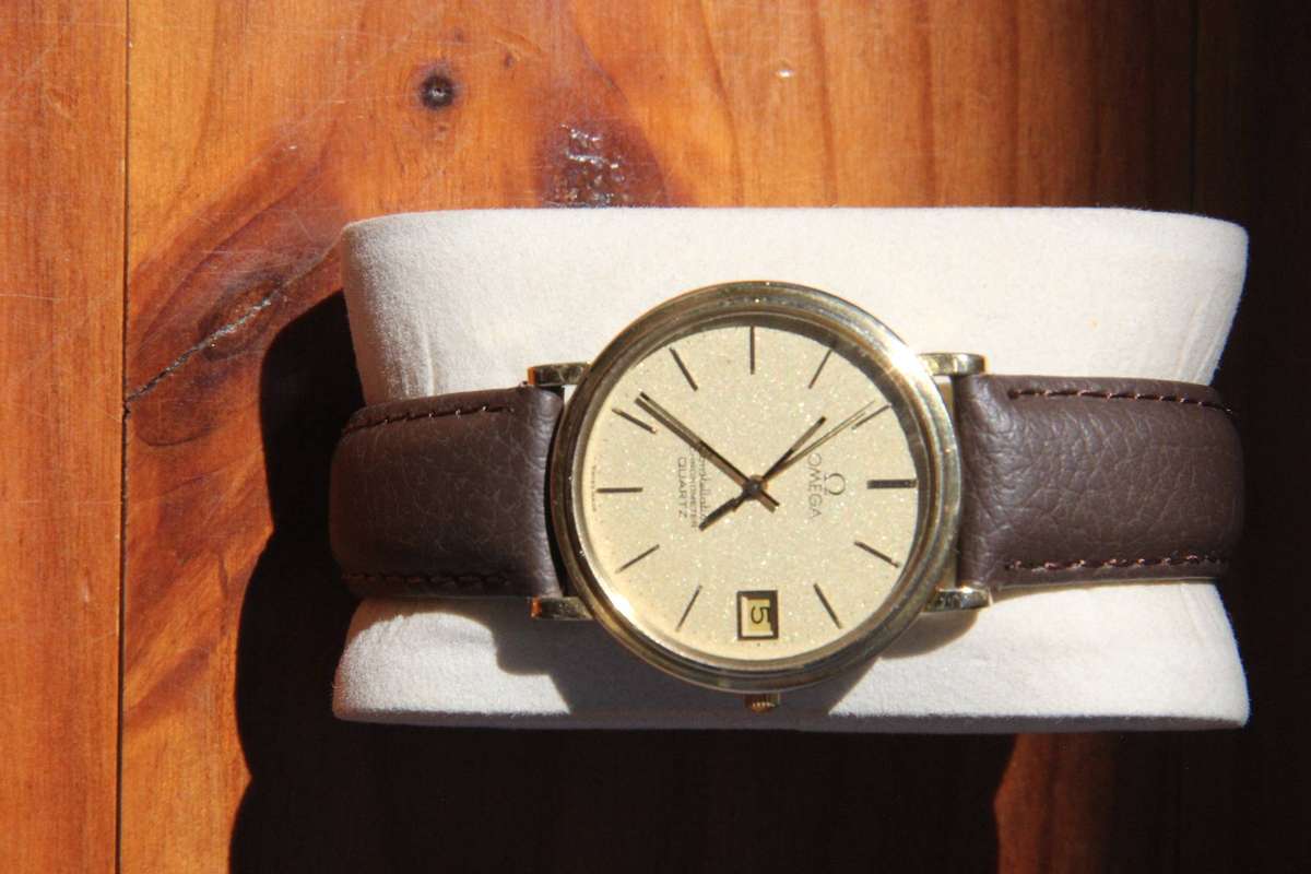 Omega Constellation Chronometer Quartz Date 198.0126 - Rare Dial