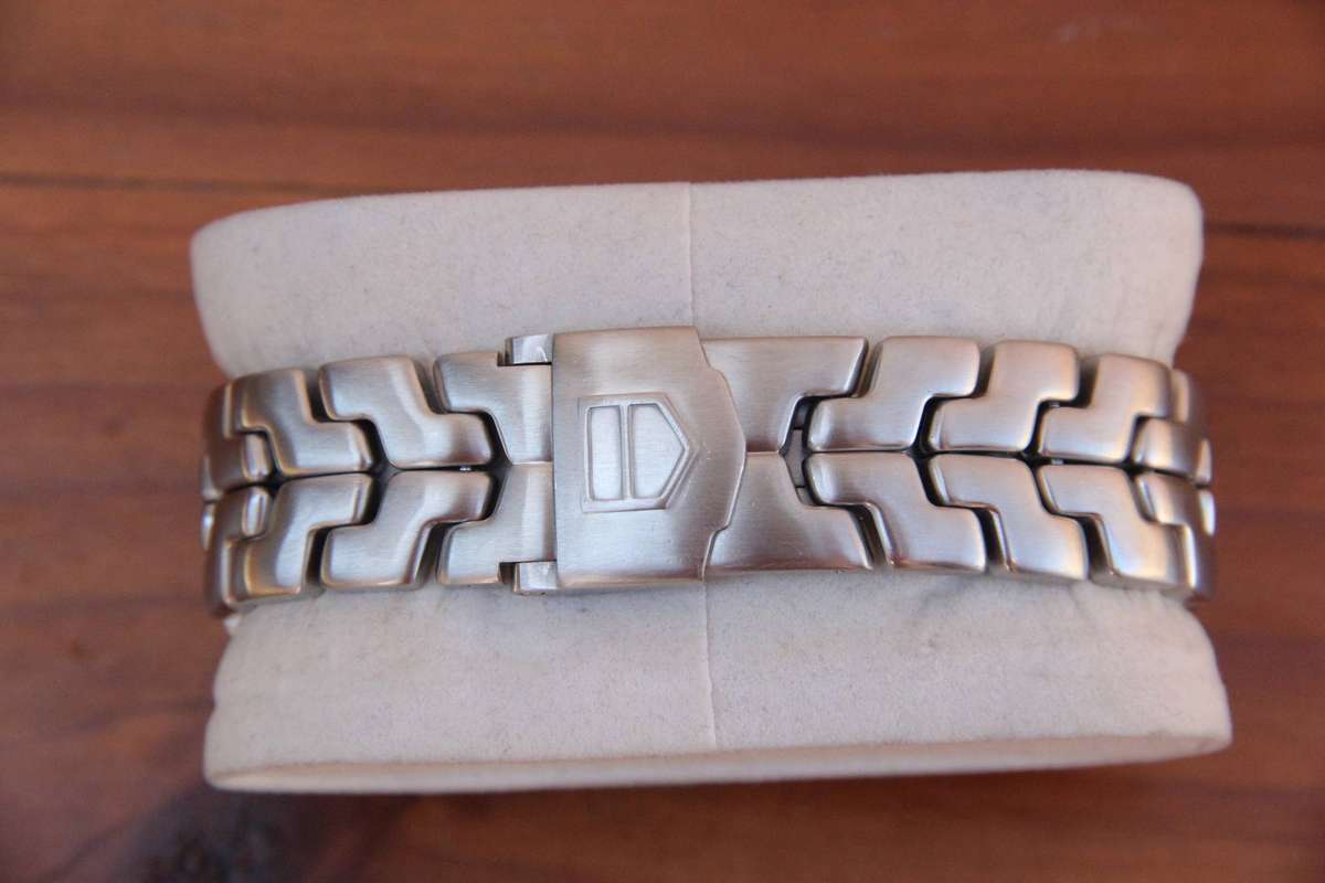 TAG HEUER PROFESSIONAL WATCH (LINK) BLUE DIAL  REF: WT1113